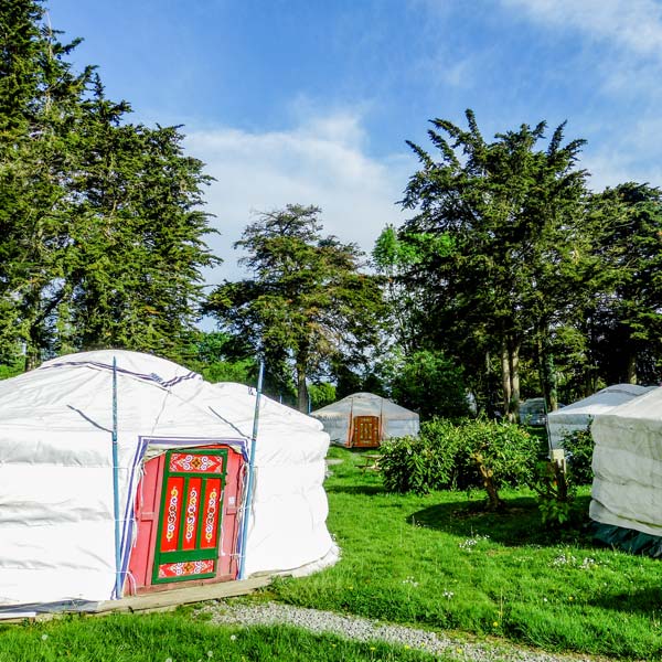 yourtes location bretagne